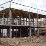 Estructura de hormigón de una vivienda de obra nueva en construcción